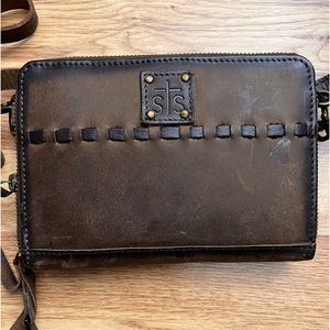 STS Cross body/wristlet